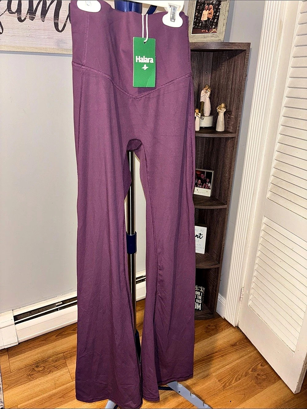 Halara Flare Leggings in Purple Size Small NWT